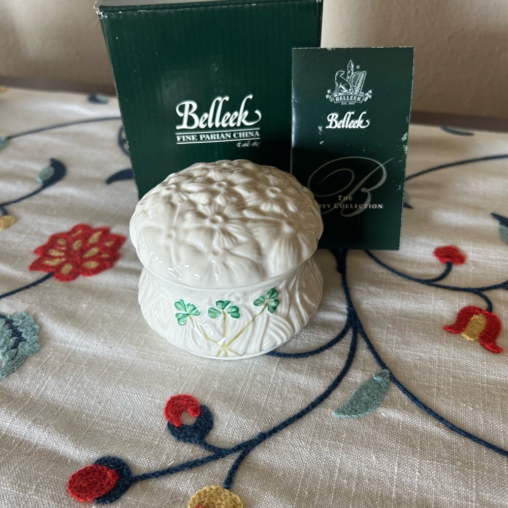 Belleek Fine Parian China Trinket Box